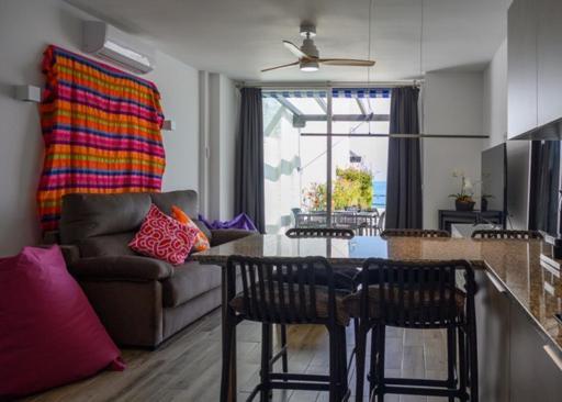 Newly Renovated 2 Bedroom Beachfront House Sitio de Calahonda Esterno foto