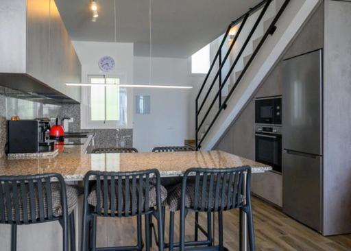 Newly Renovated 2 Bedroom Beachfront House Sitio de Calahonda Esterno foto